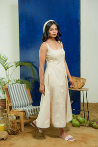 BEIGE SLEEVELESS FITTED DRESS
