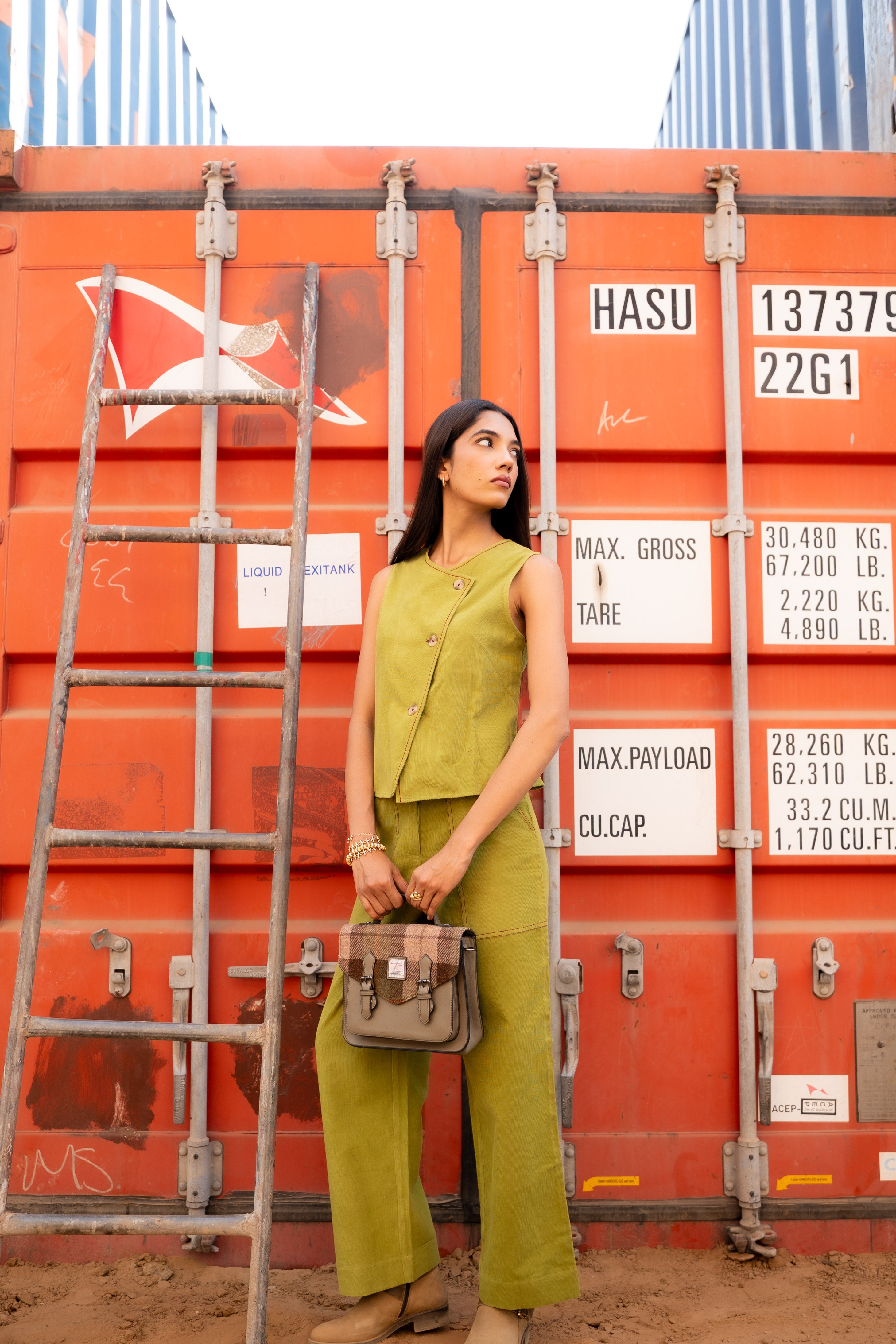 OLIVE NEXIS CO-ORD SET OF 2