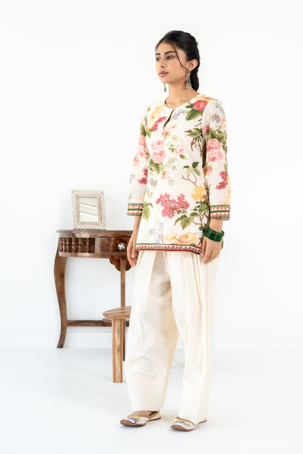 OFF WHITE NEHER KURTA WITH FARSI SALWAR SET OF 3