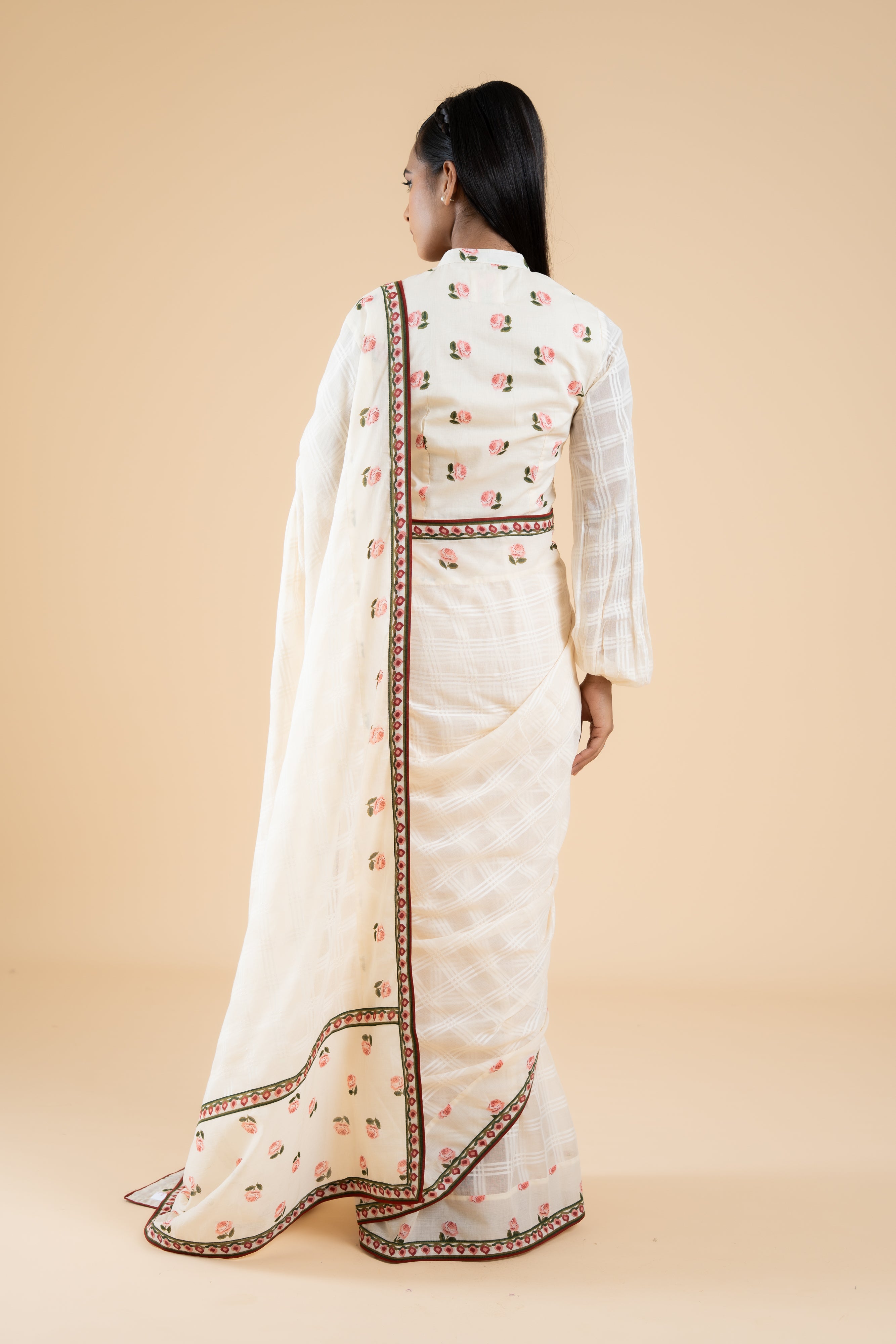 OFF WHITE SAUMYA SAREE WITH UNSTITCHED BLOUSE PCS