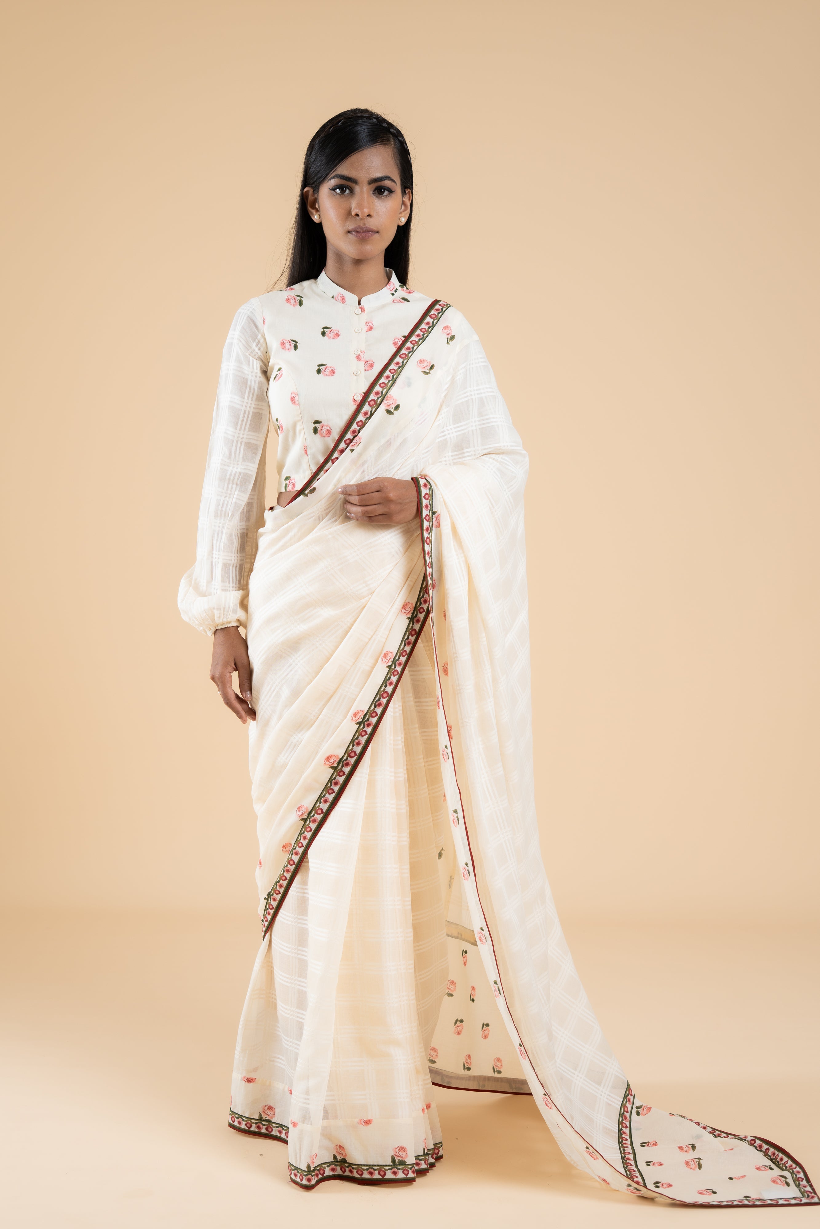 OFF WHITE SAUMYA SAREE WITH UNSTITCHED BLOUSE PCS