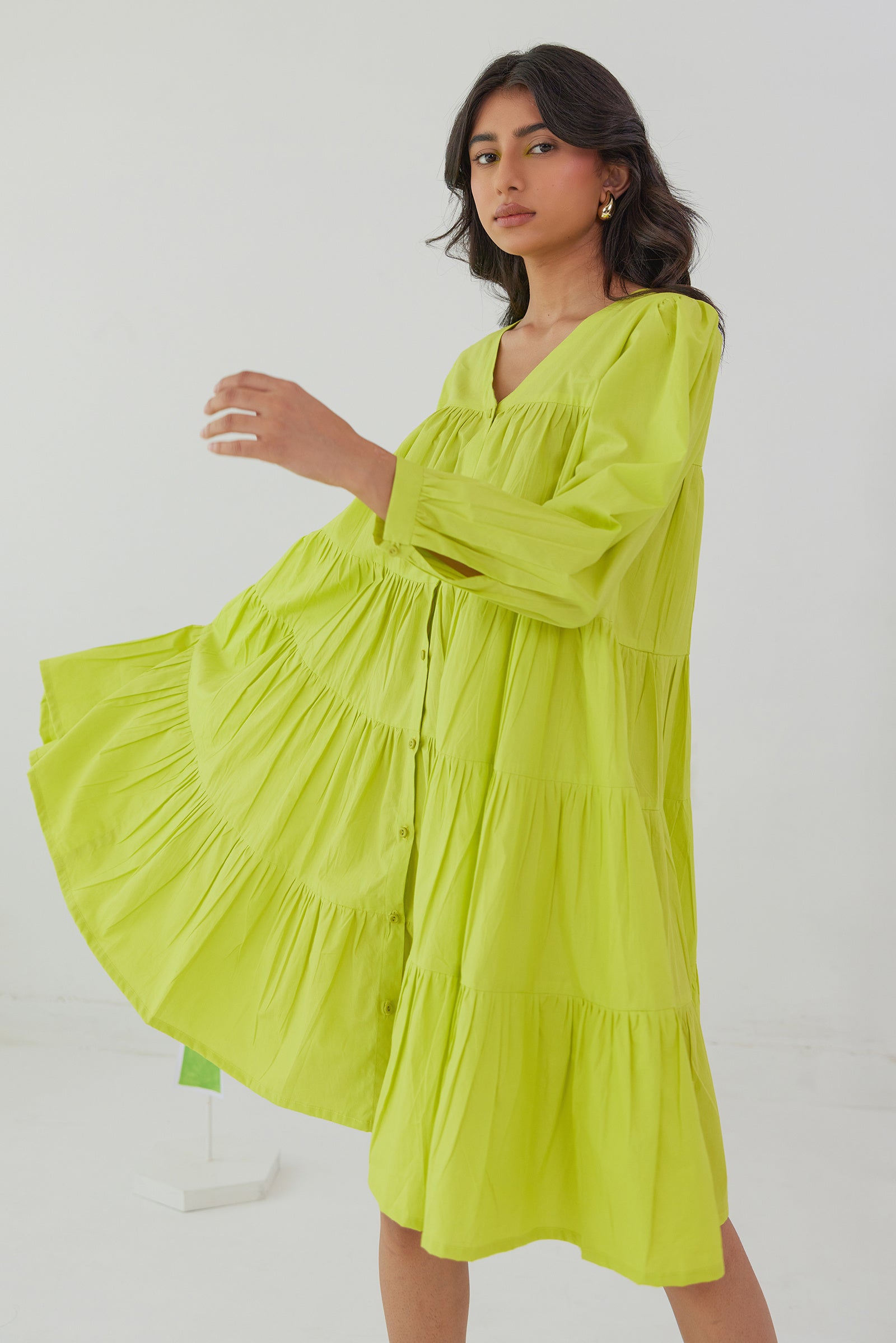 VIVID LIME NEON POPLIN TIERED KNEE LENGTH DRESS VIVID LIME NEON POPLIN TIERED KNEE LENGTH DRESS