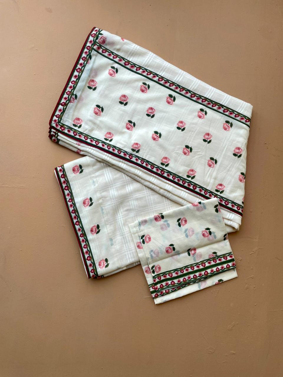 OFF WHITE SAUMYA SAREE WITH UNSTITCHED BLOUSE PCS