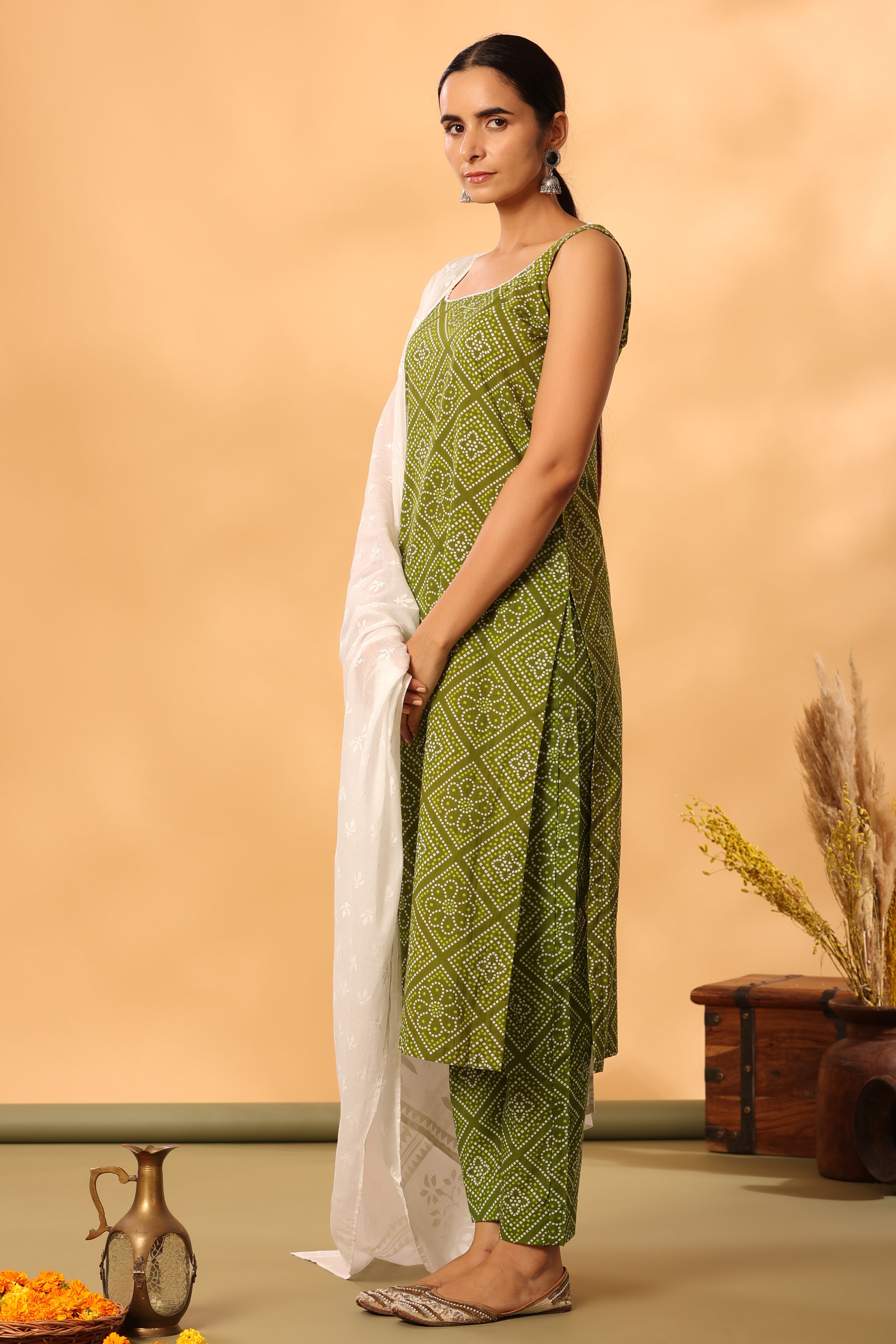 Green bandhani straight suit set