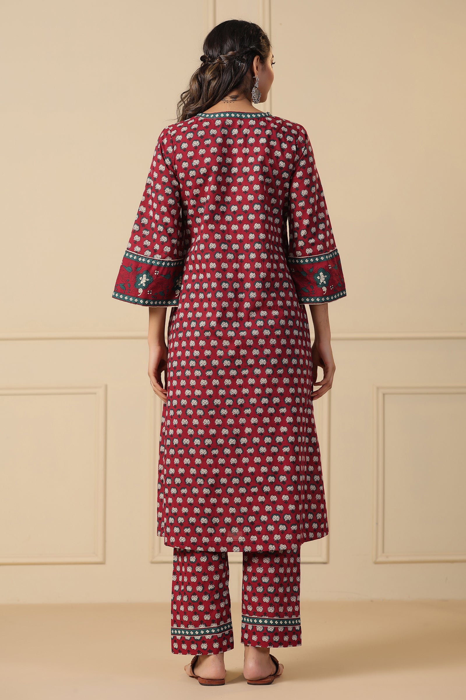 VAASVI A-LINE KURTA