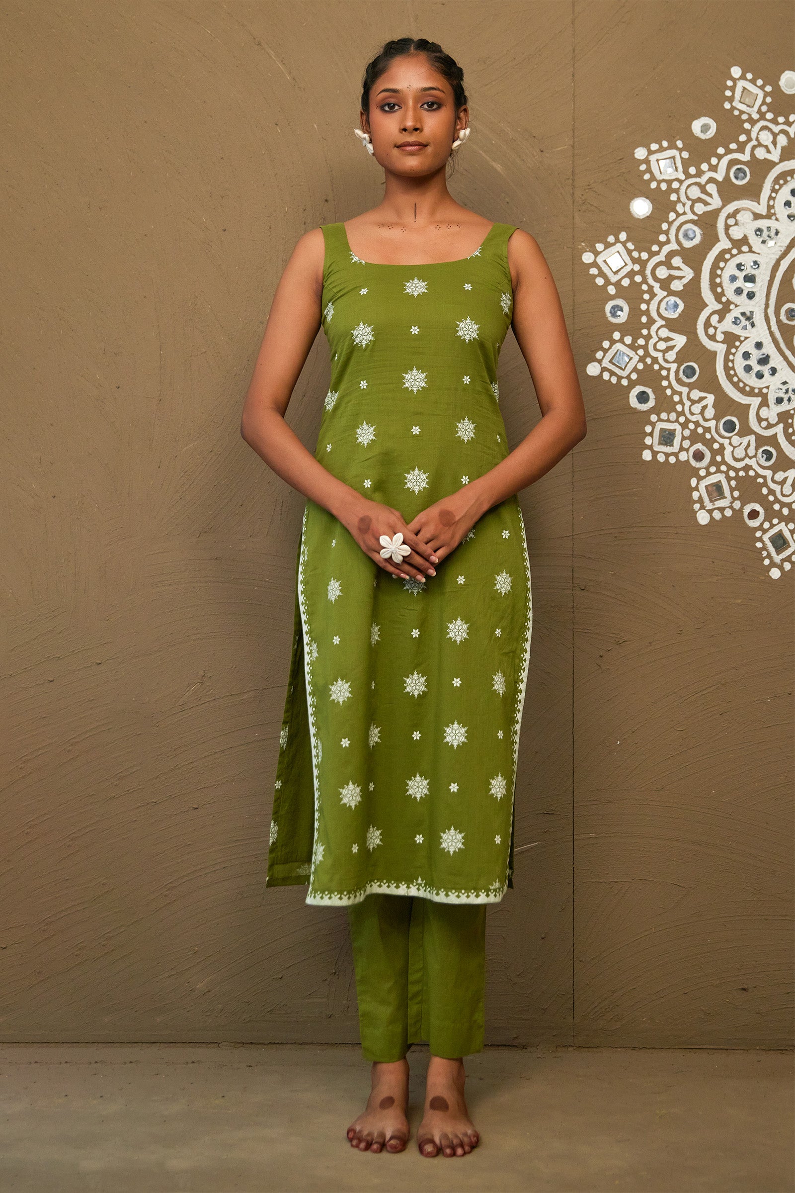 Ratna Green Cotton Sleeveless Kurta Only