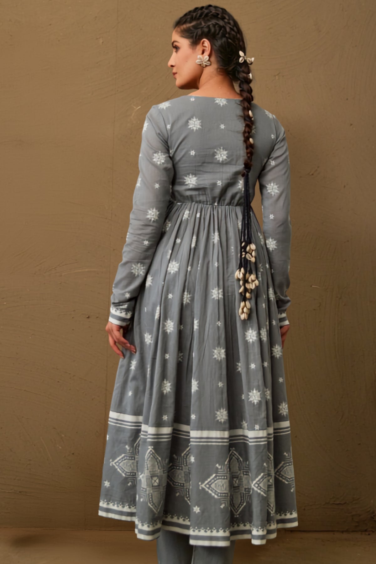 Akshi Grey Mul Cotton Round Neck Anarkali Set