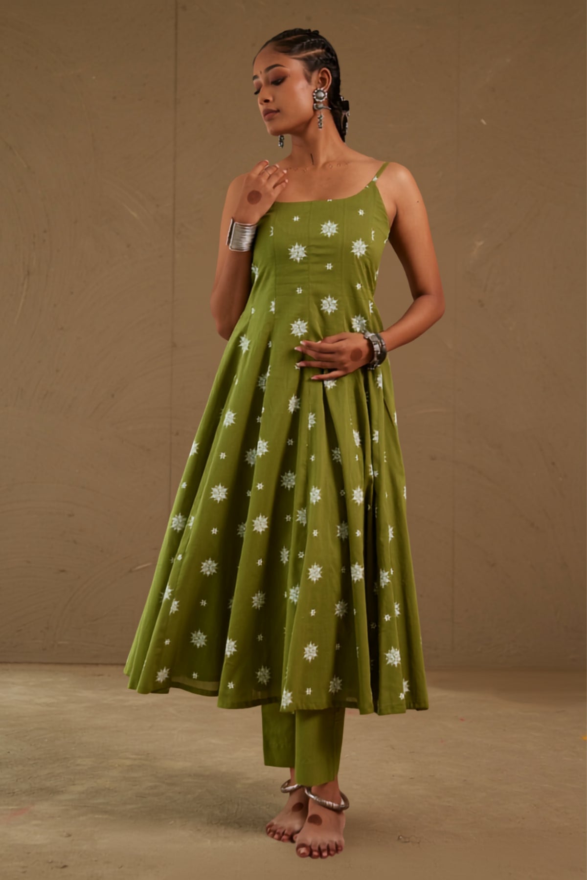 Henna Green Mul Cotton Adjustable Strap Anarkali Set