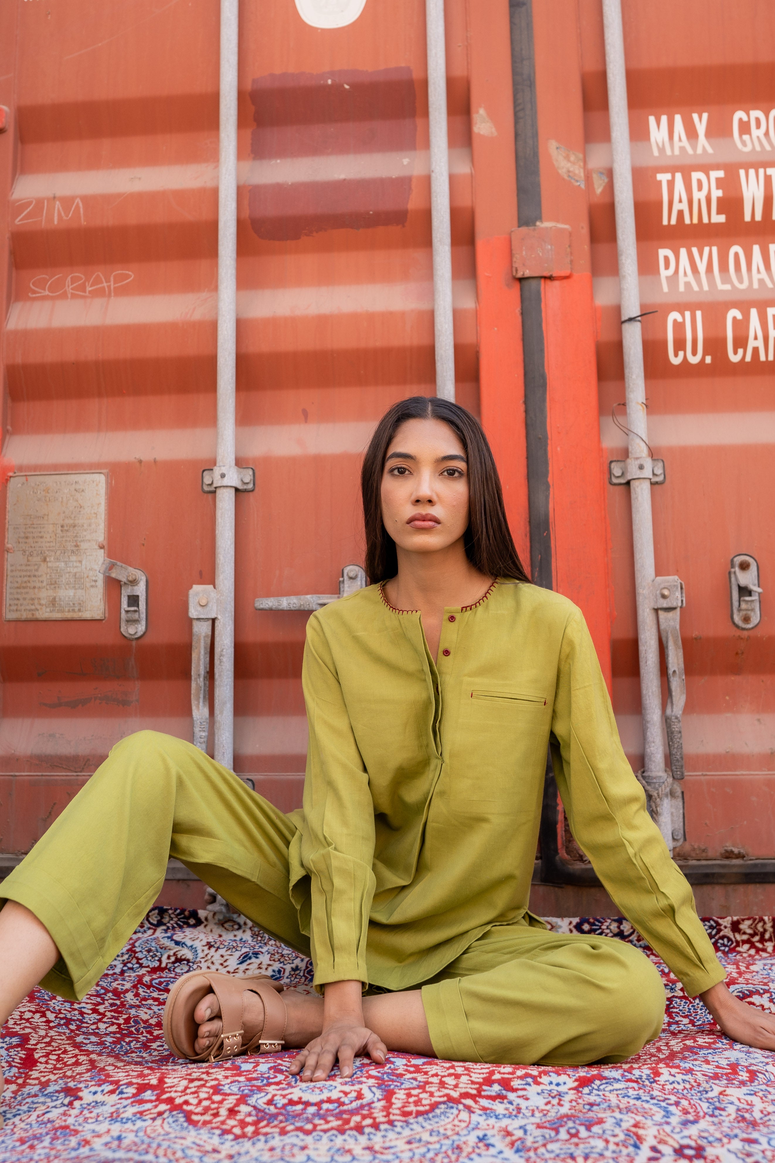 OLIVE NIVRA CO-ORD SET OF 2