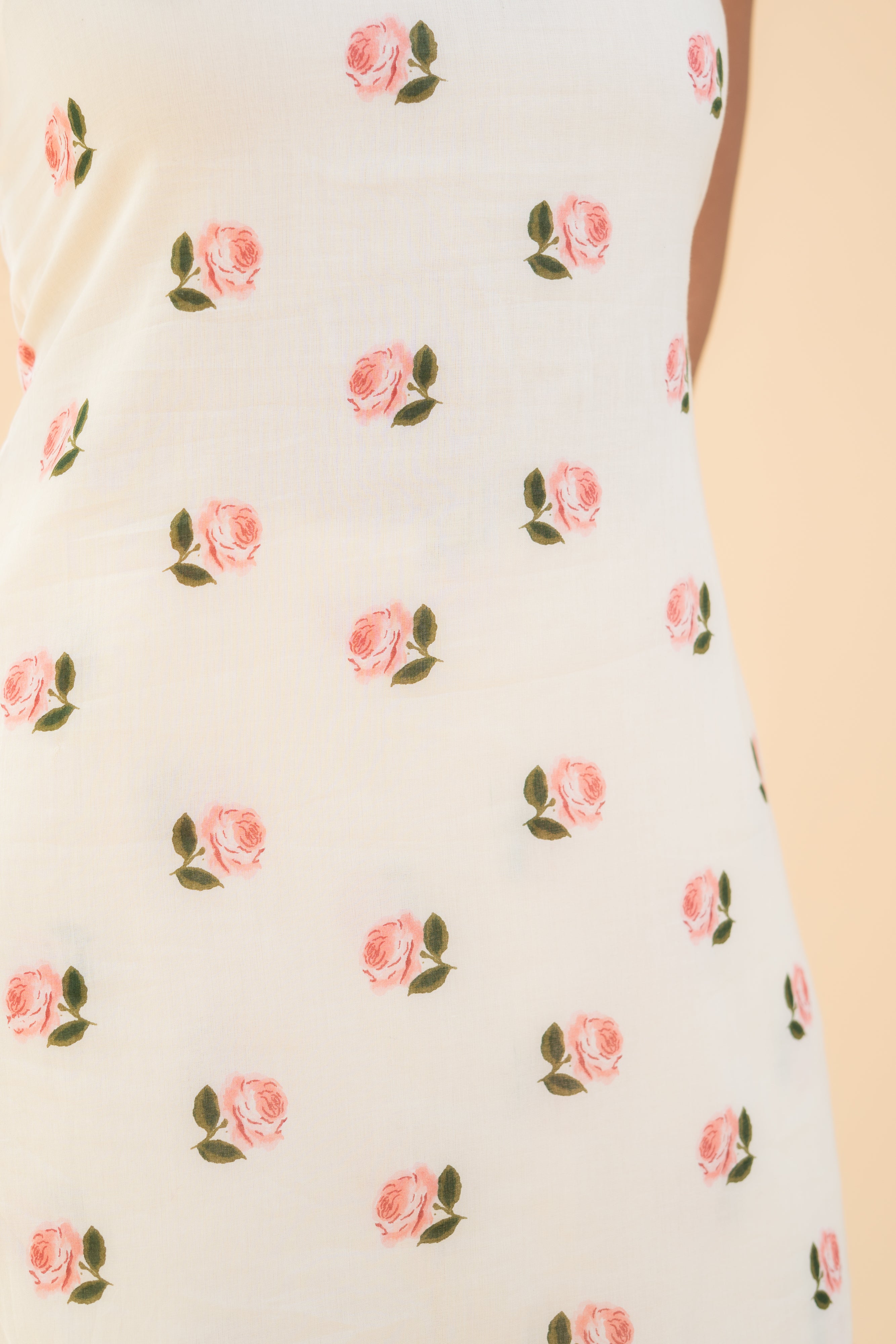 OFF WHITE GULAB HALTER NECK KURTA SET OF 2