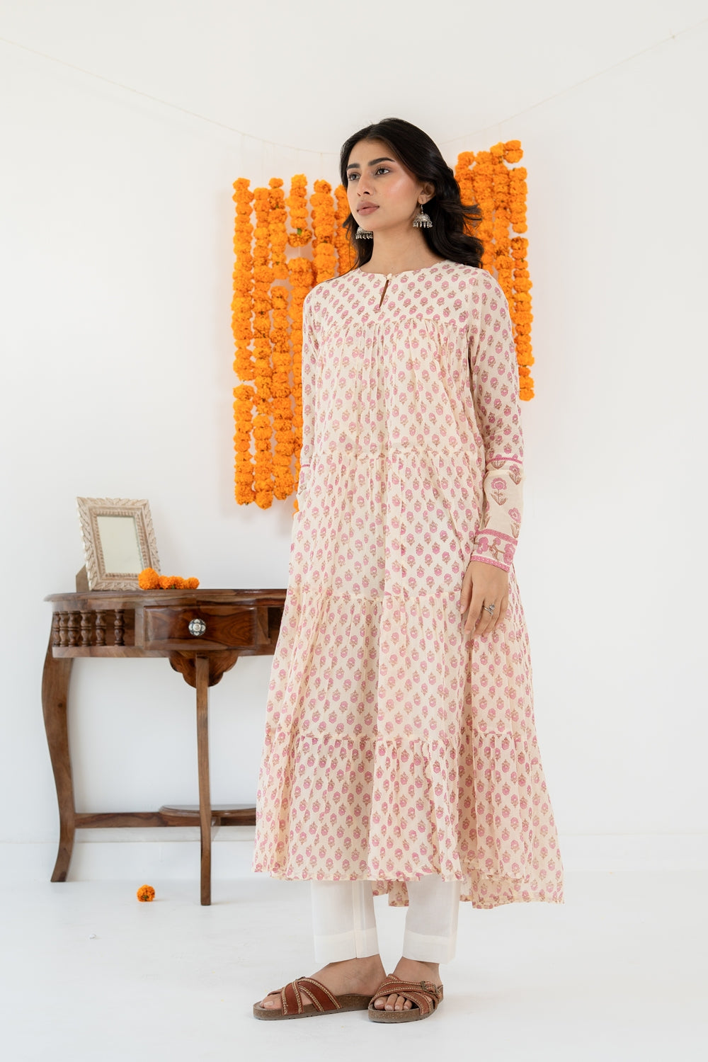 SURAHI KURTA  SET OF 2