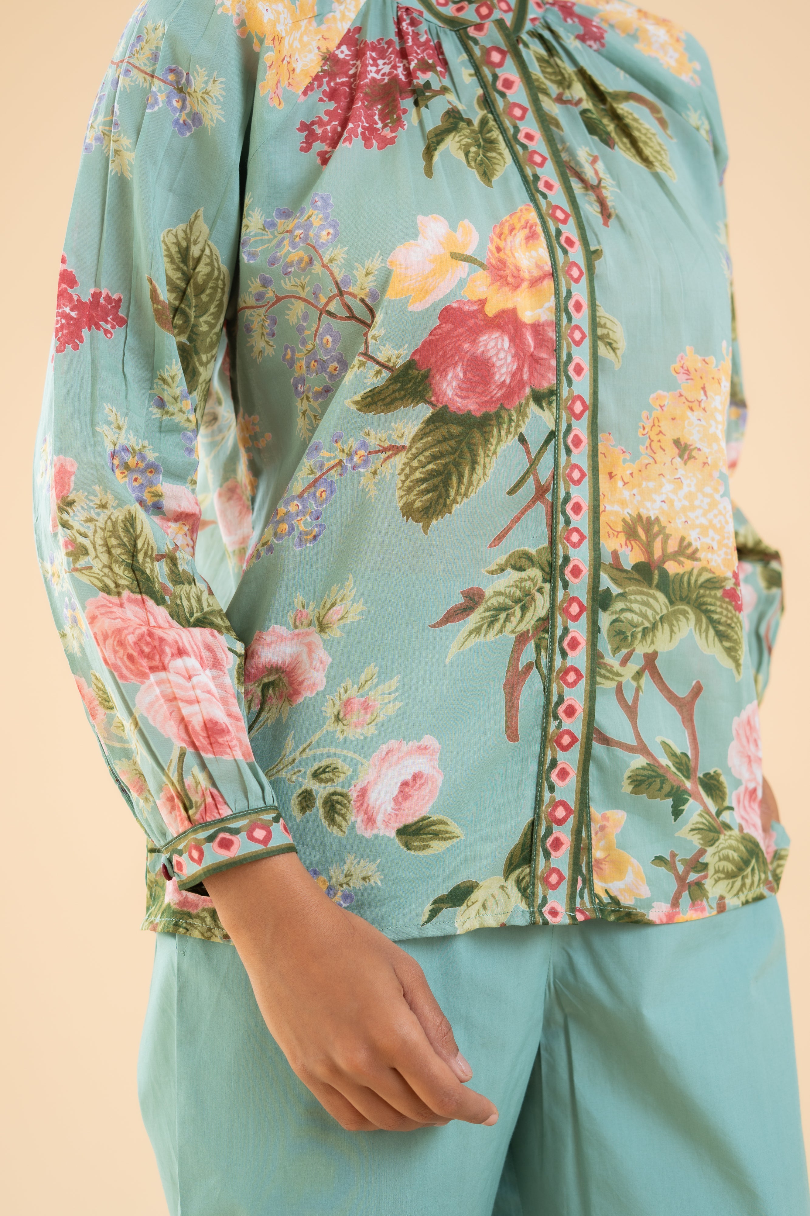 SAGE GREEN ANURA  SHIRT