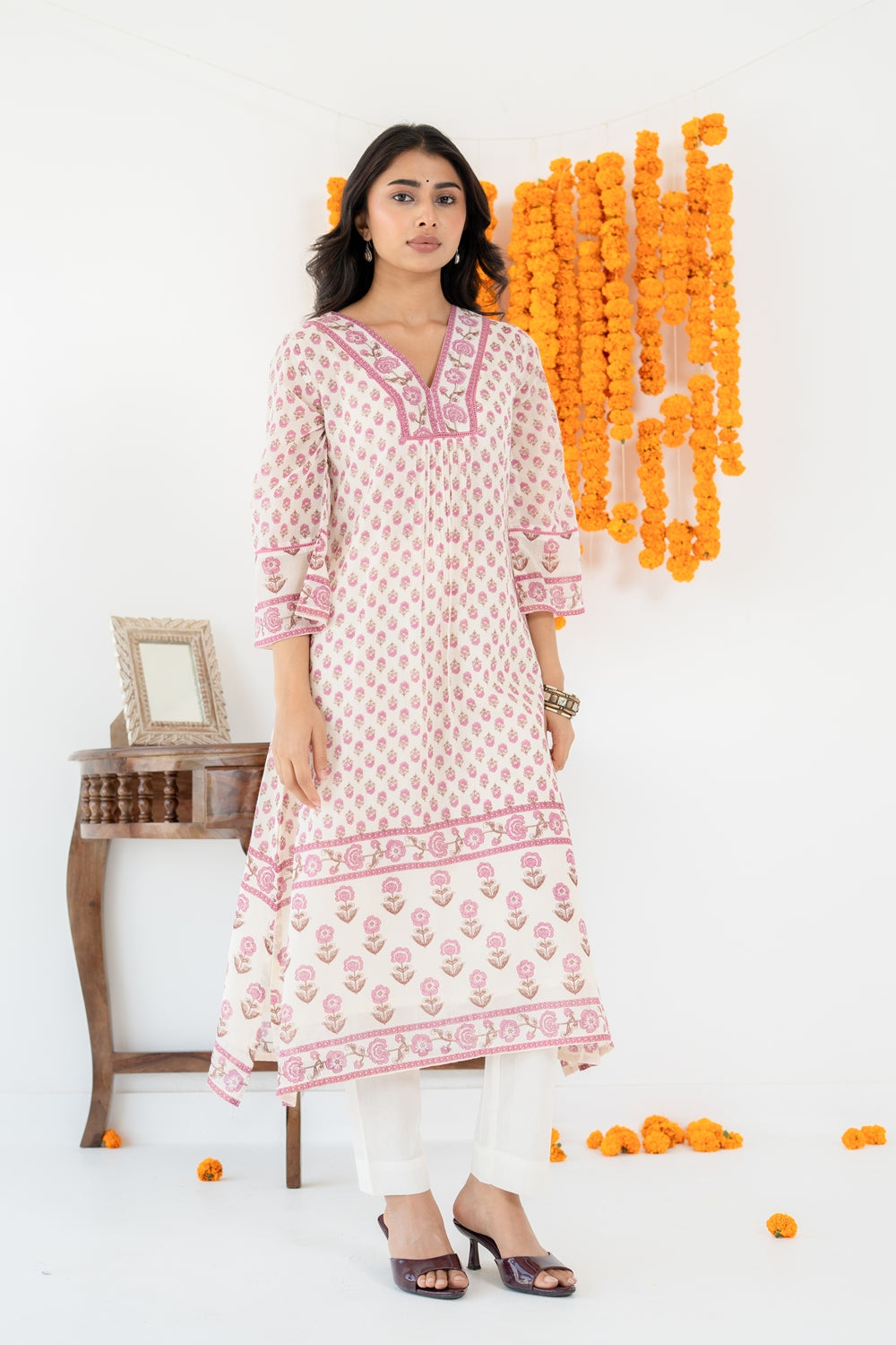 SARAS  KURTA SET OF 3