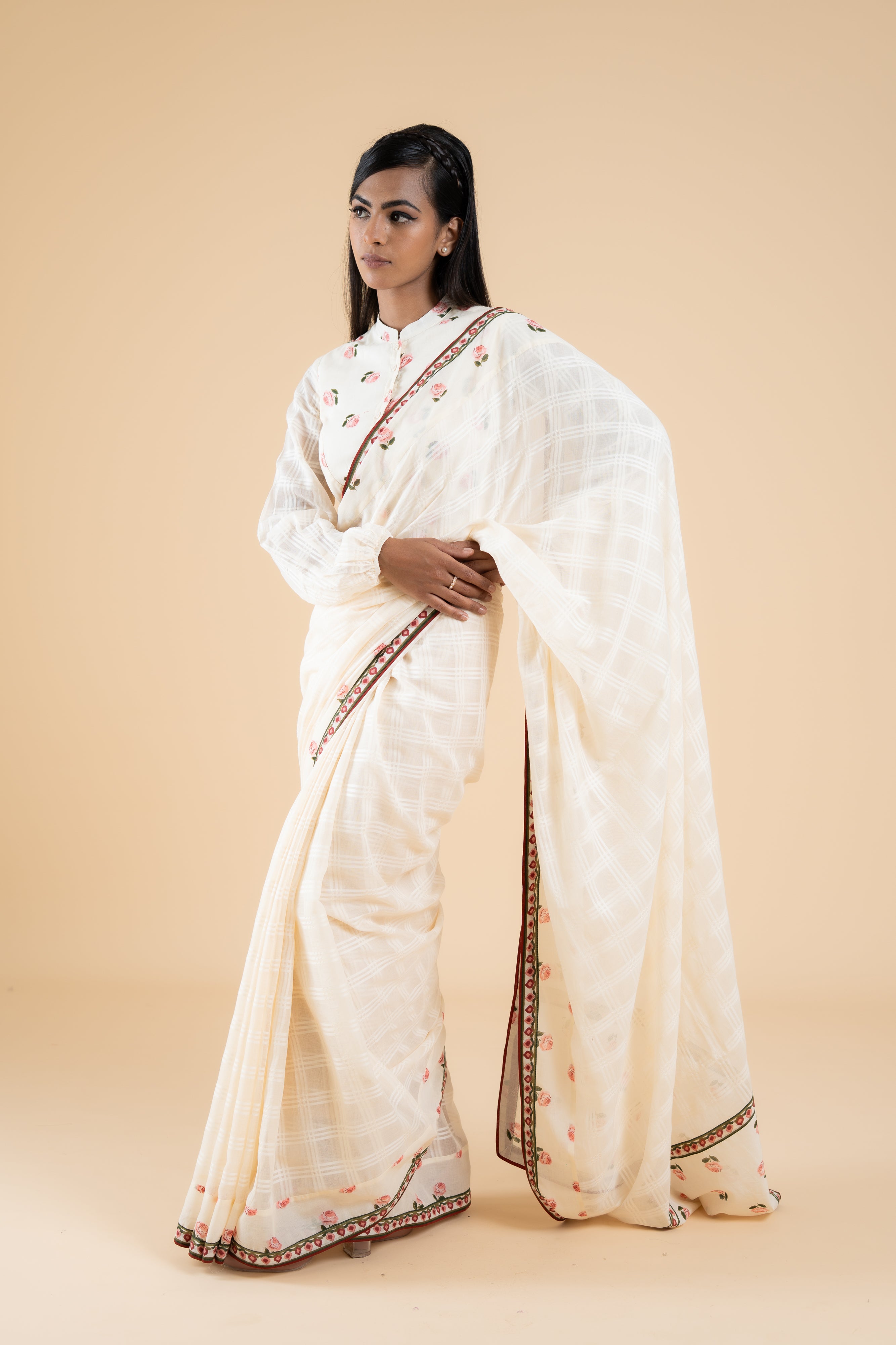 OFF WHITE SAUMYA SAREE WITH UNSTITCHED BLOUSE  PCS