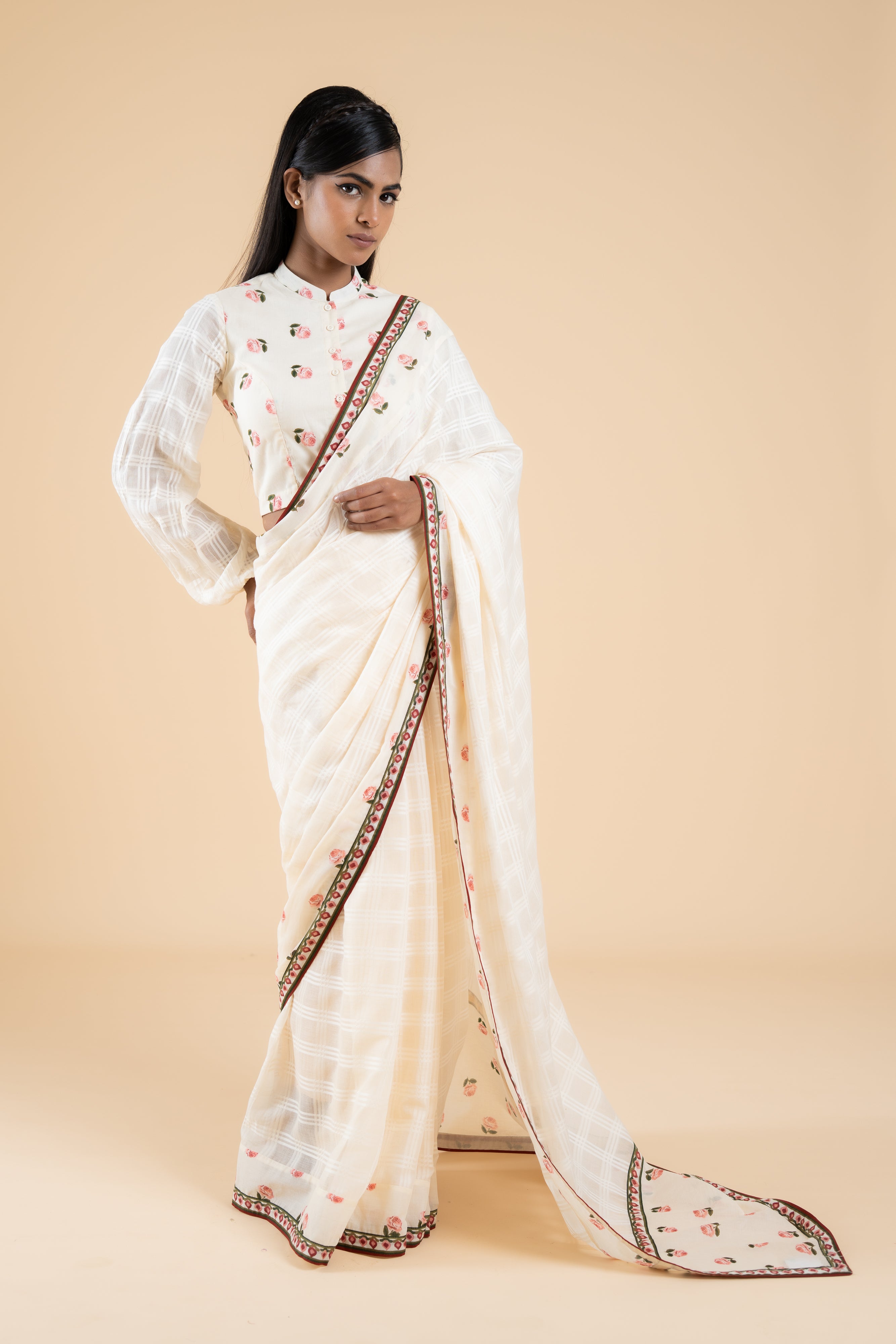 OFF WHITE SAUMYA SAREE WITH UNSTITCHED BLOUSE  PCS
