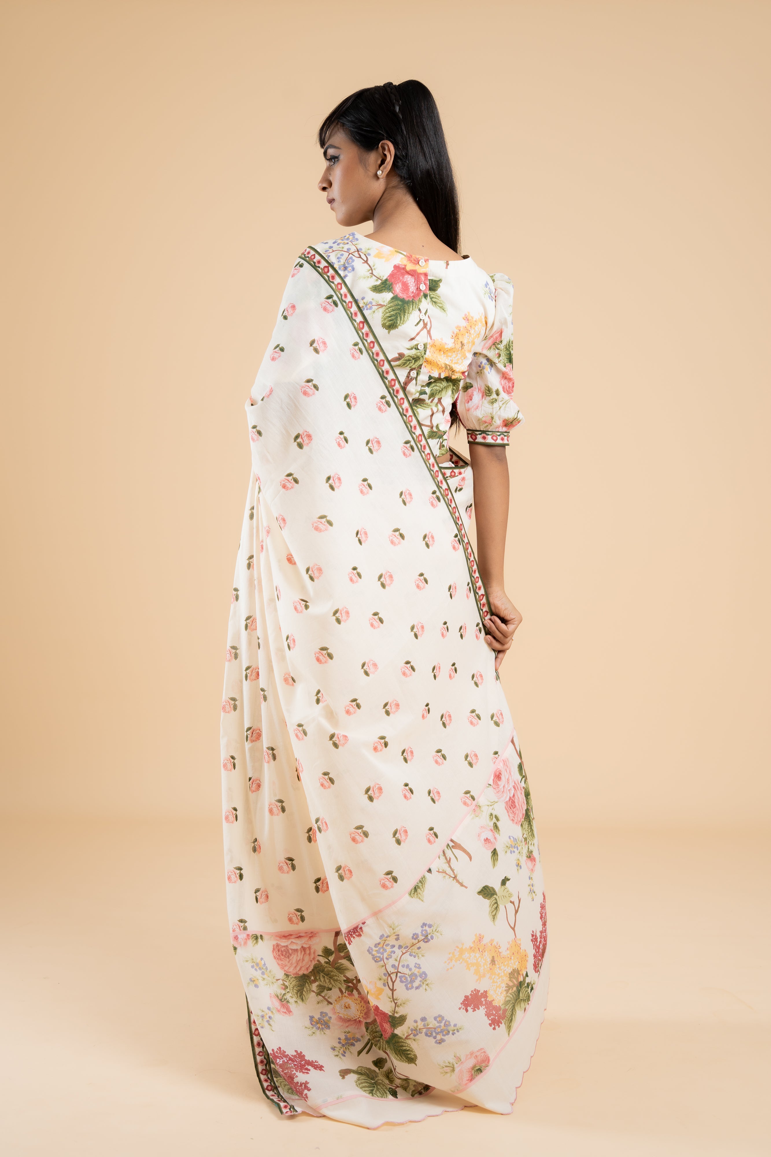 OFF WHITE GULABIYA SAREE WITH UNSTITCHED BLOUSE  PCS