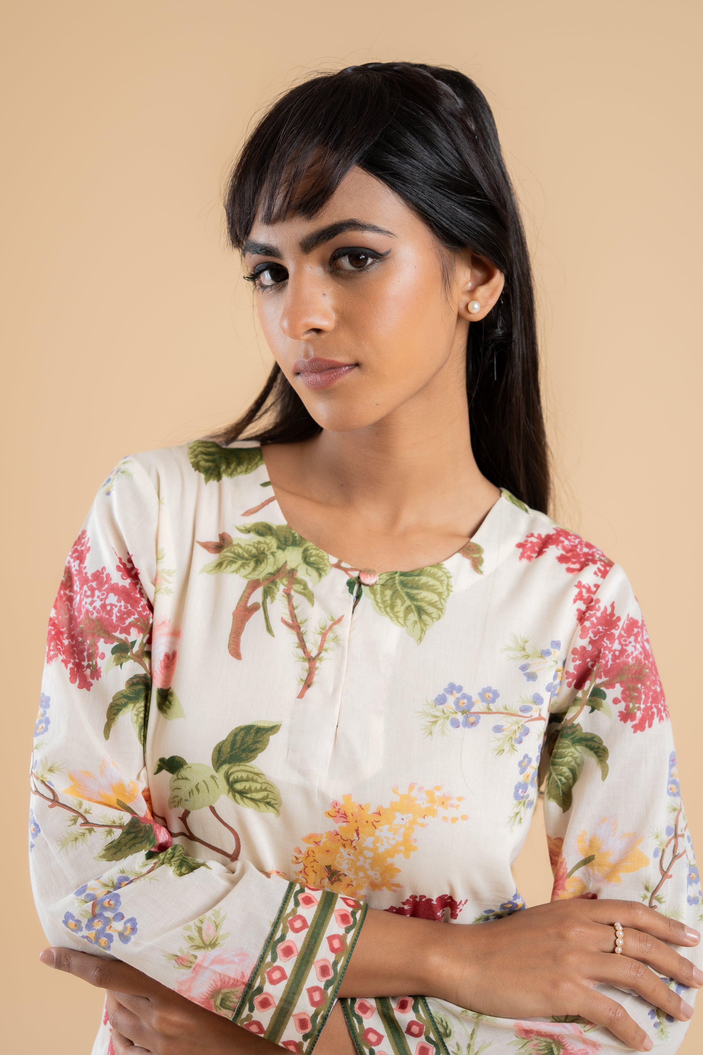 OFF WHITE MEHER SHORT KURTA