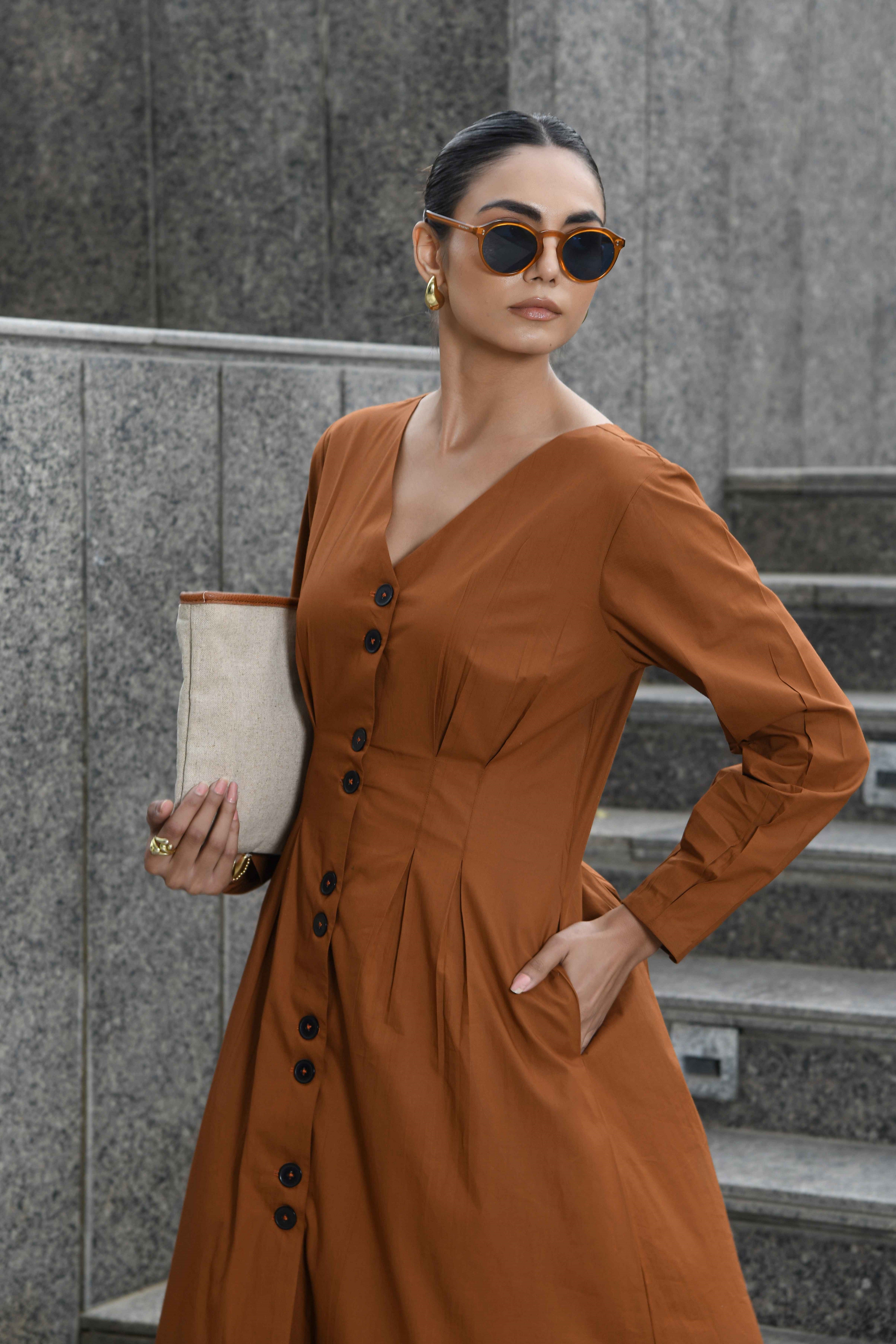 BROWN BUTTON-UP BOX DRESS