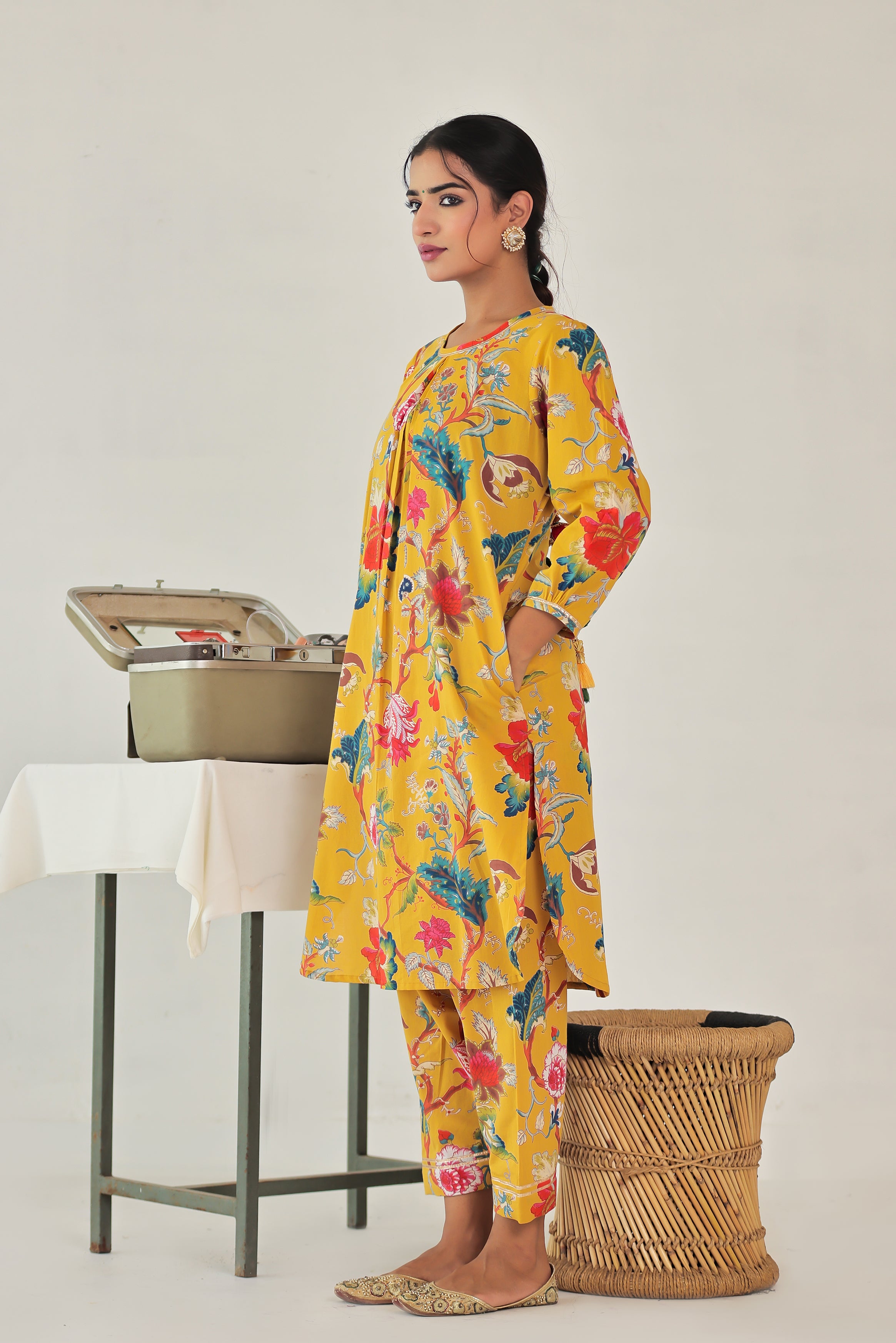 Raavi Kurta Set