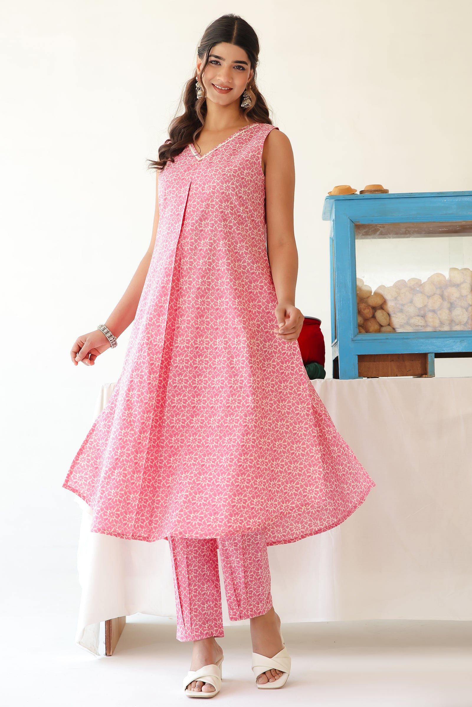 CHERRY PINK COTTON SLEEVELESS OFFICE KURTA SET