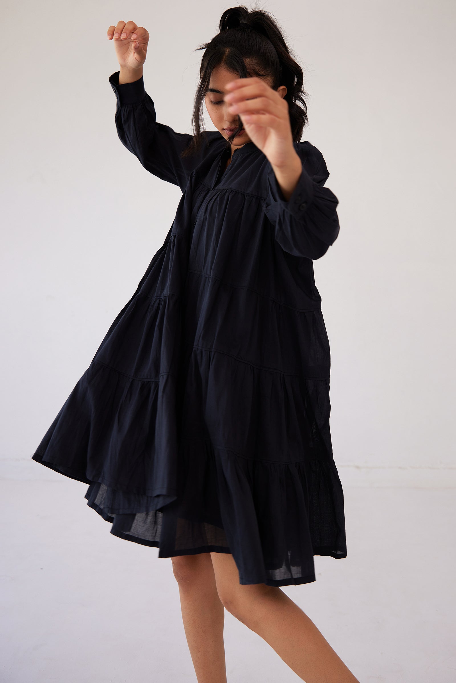 CHARCOAL BLACK MUL COTTON TIERED KNEE LENGTH DRESS