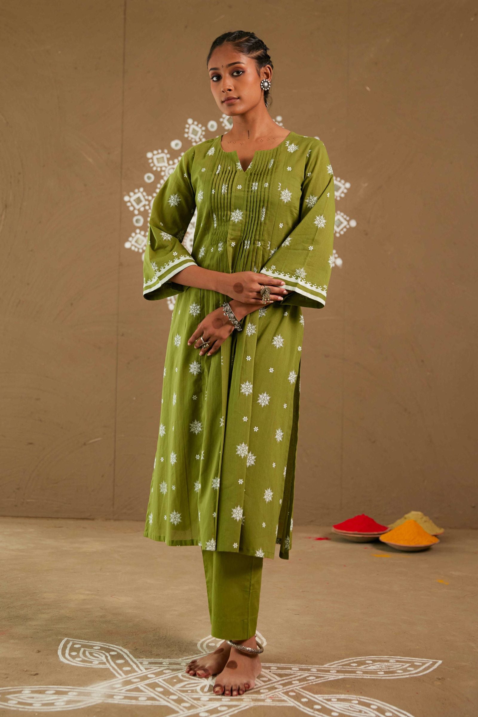 Bhakti Green Mul Cotton Pin Tucks Kurta Set