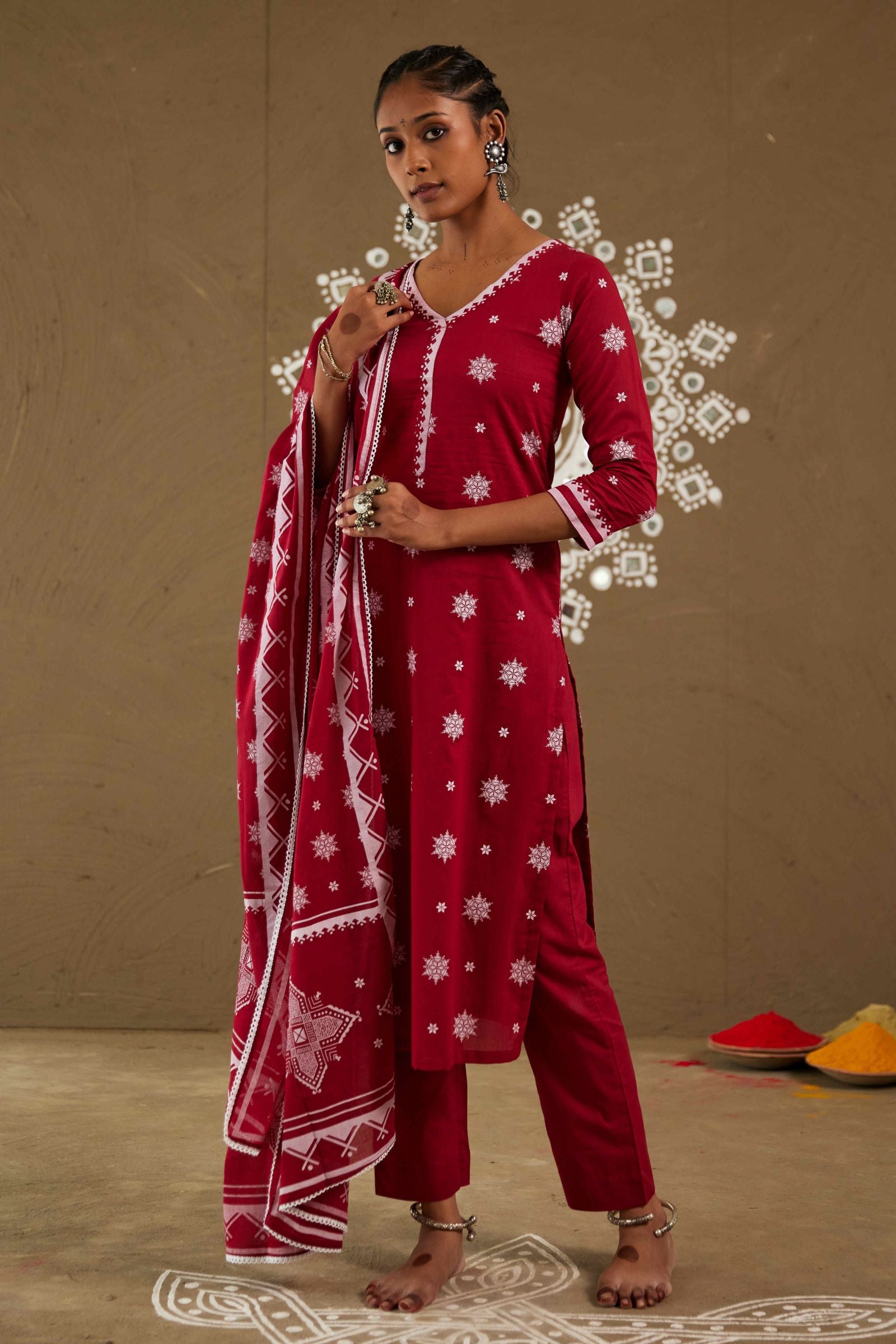 Kanku Red Mul Cotton V Neck Straight Kurta Set