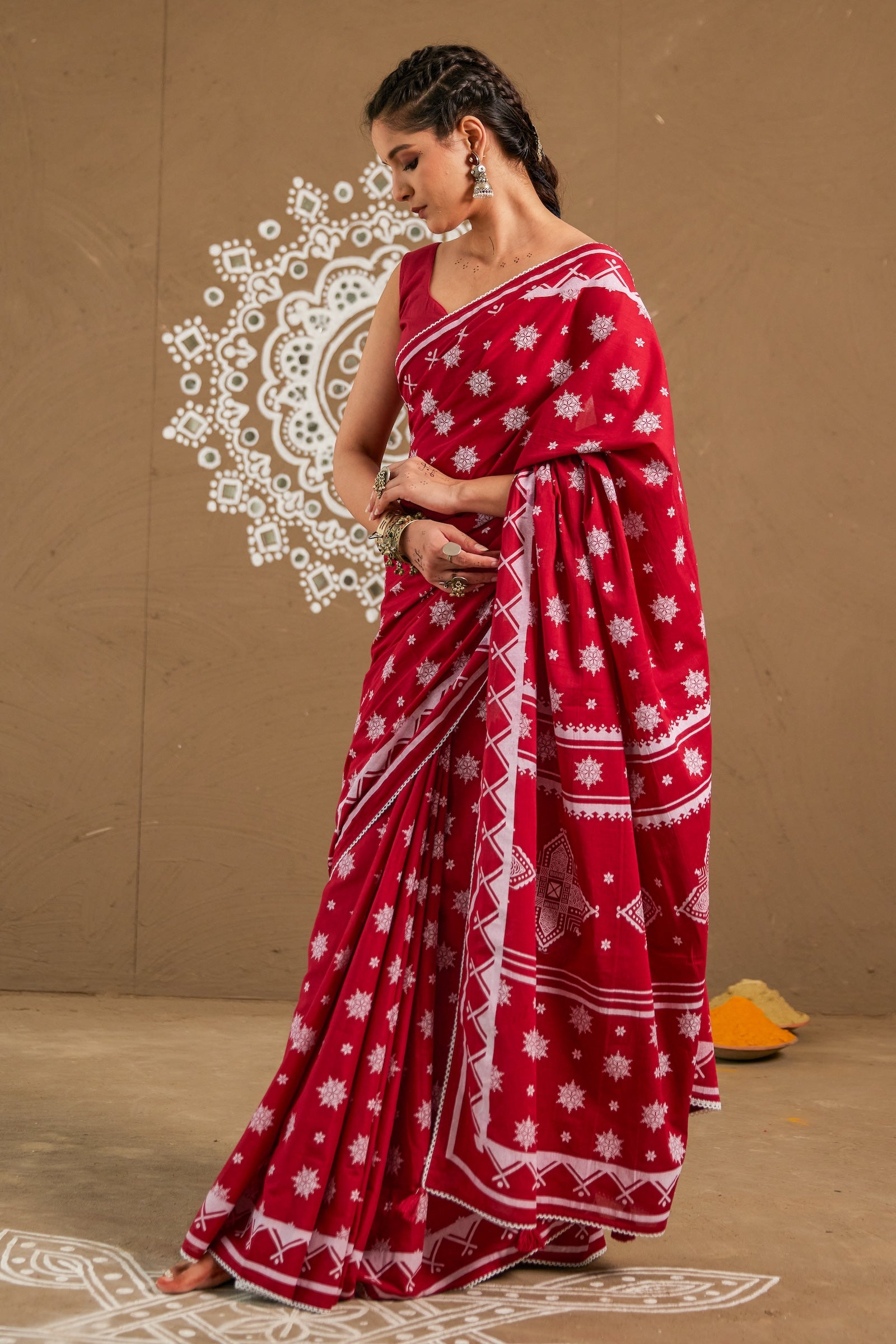 Pooja Red Cotton Printed Saree