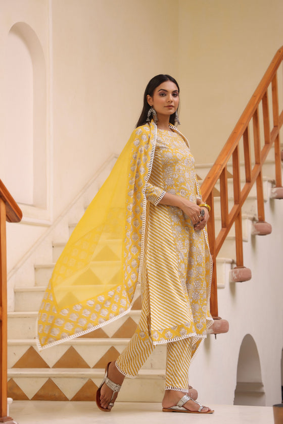Yellow White Straight Suit Set of 3