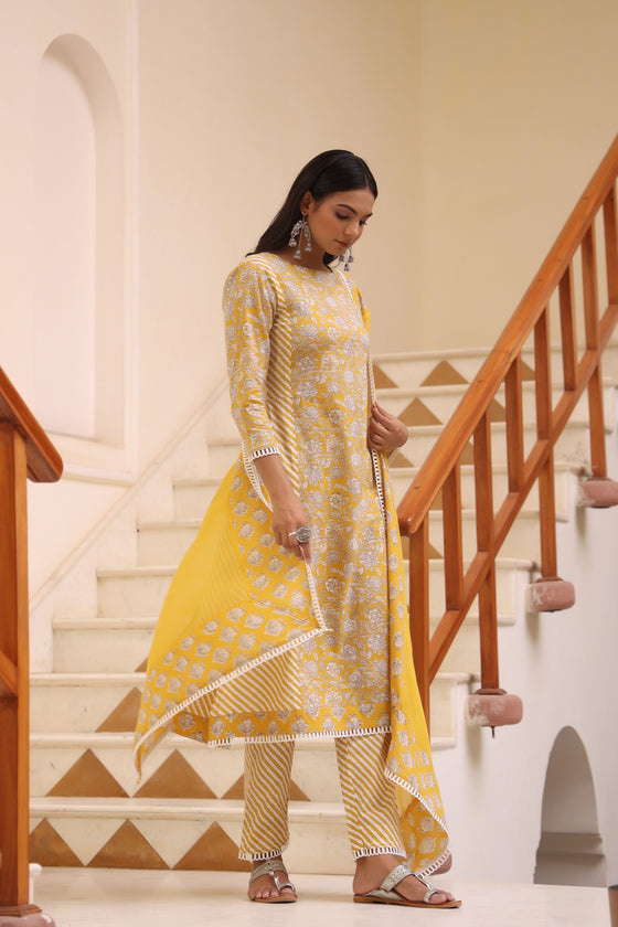 Yellow White Straight Suit Set of 3