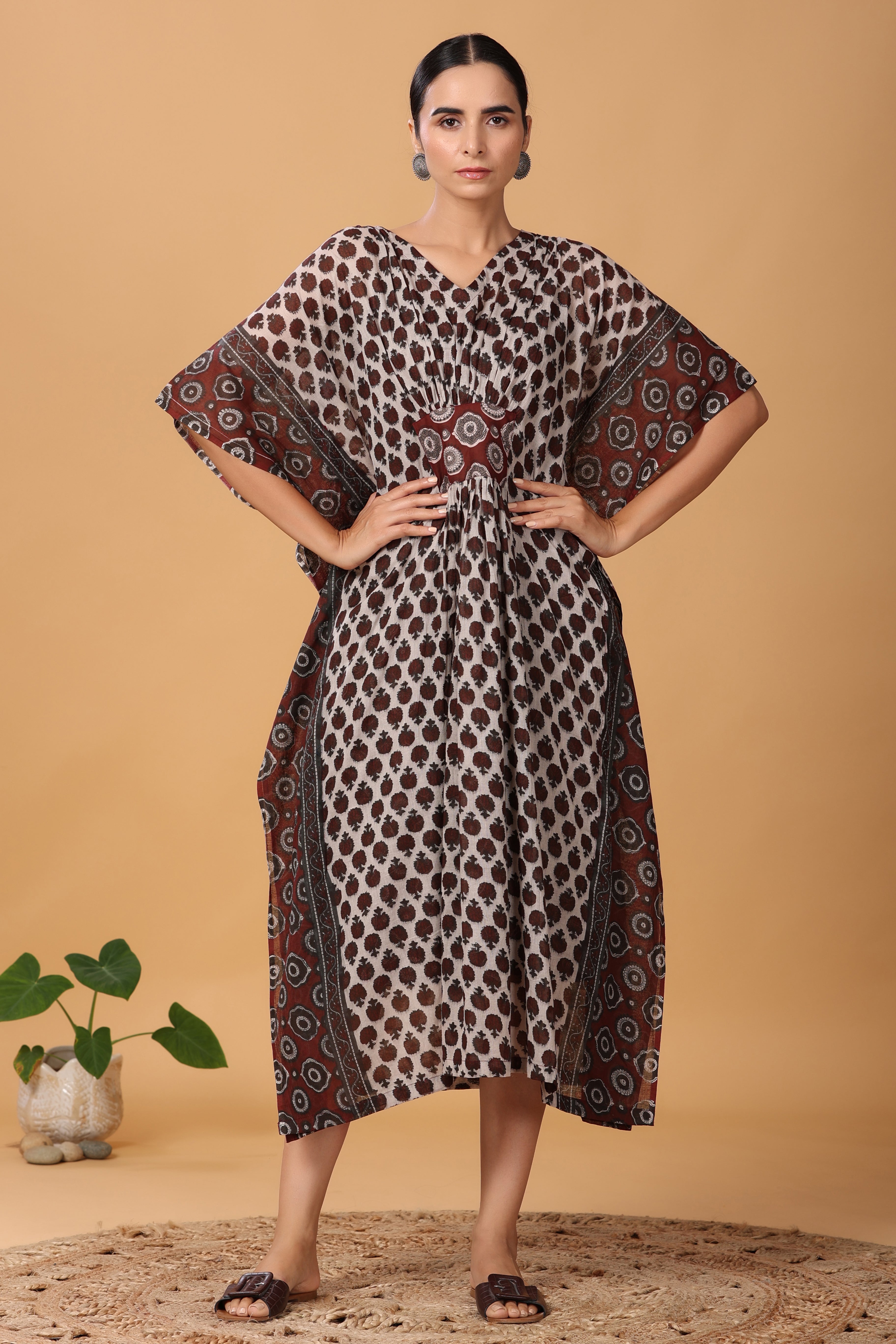 Brown kaftan